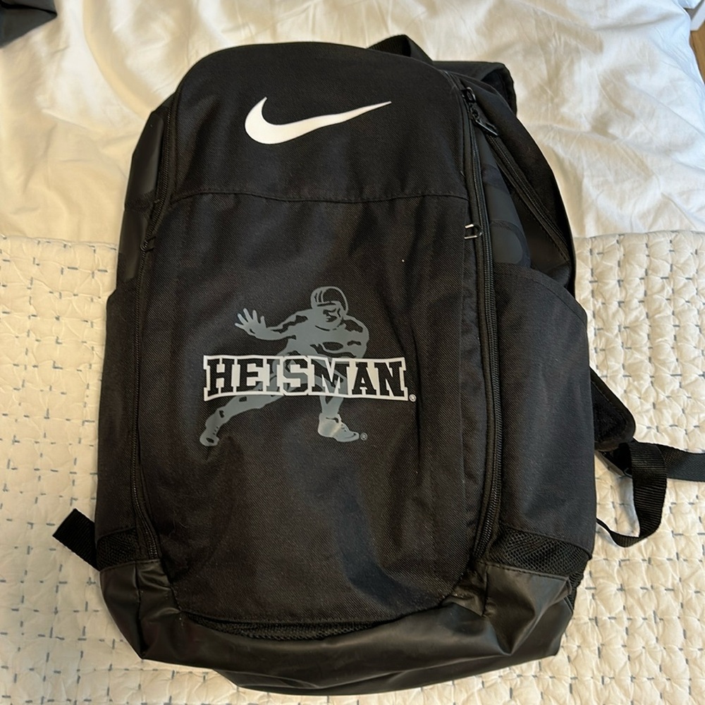 Nike brasilia backpack heisman trophy